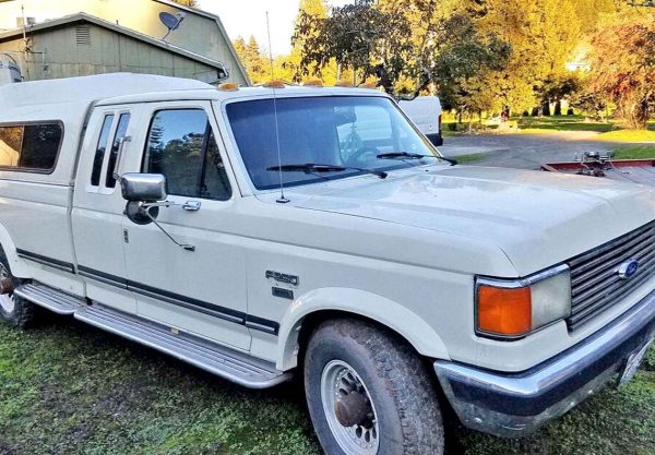 The 1988 Ford needed help towing