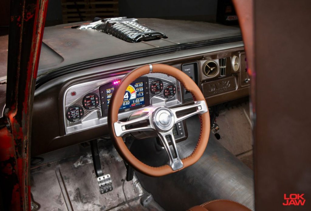 CK Truck Magazine LokJaw Interior