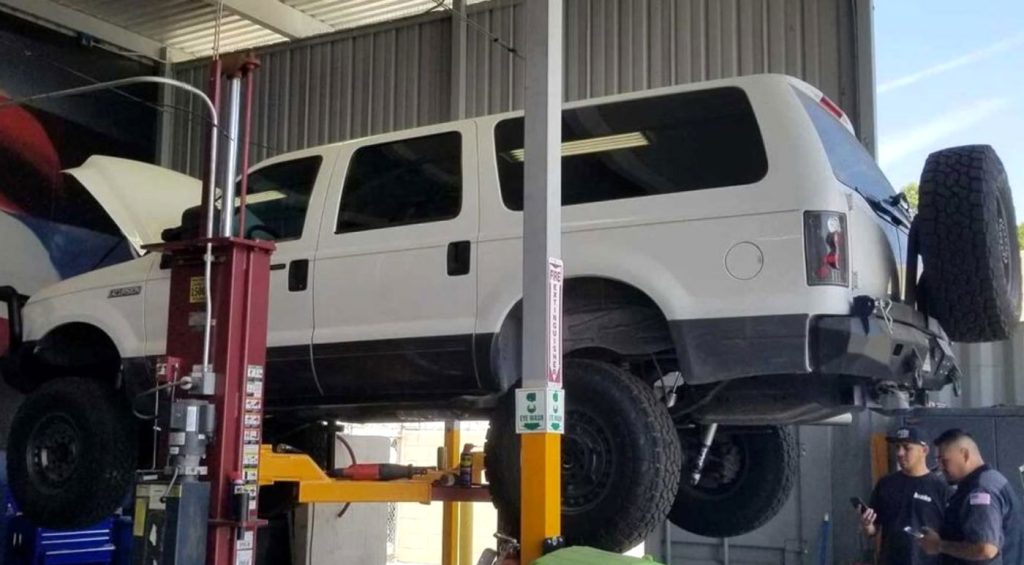 Be like this Ford owner and book your 2023 installation reservation at Banks now