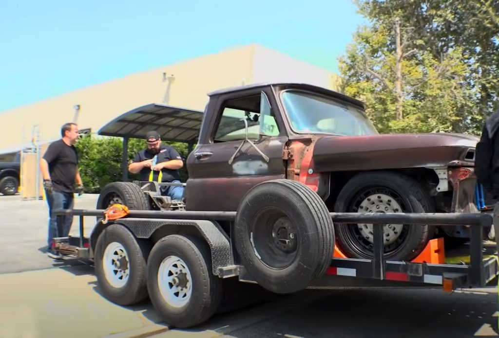 The Banks team loading up LokJaw to get some metal sheet work done.