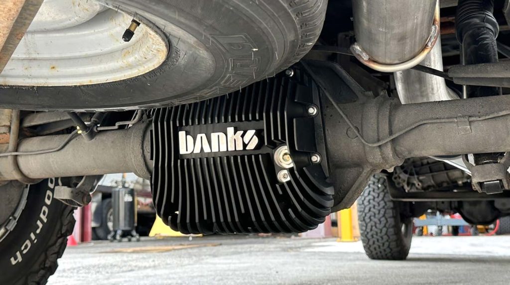 The Banks Ram-Air Diff Cover on the back of the Ford.