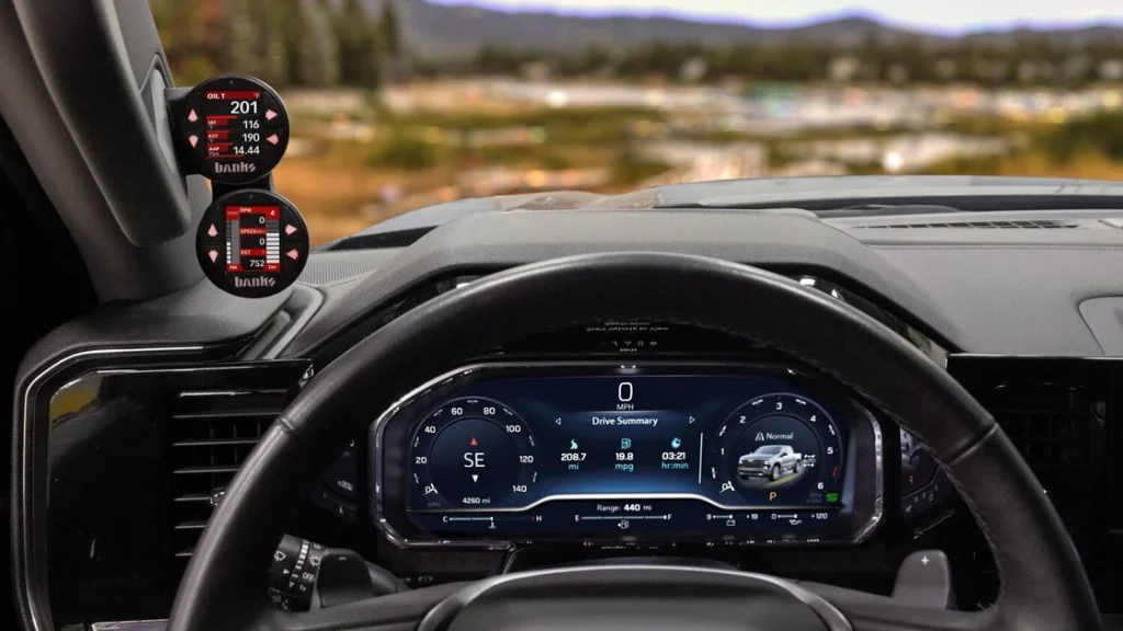 Dual Banks iDash SuperGauges in Chevy Silverado