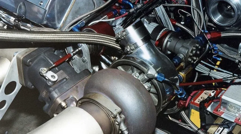 Gale Banks' Twin-Turbo Engine Displayed by LA Chevy Grinder