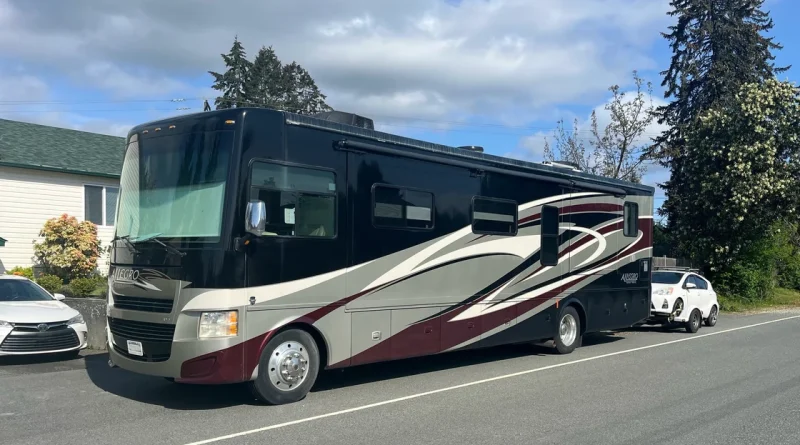 Banks Stinger Bundle installed on 6.8 L Ford motorhome
