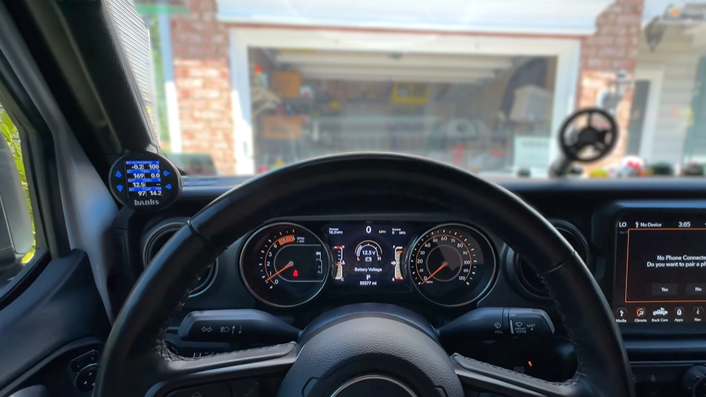 iDash Stealth Pod installation inside a Jeep Gladiator EcoDiesel