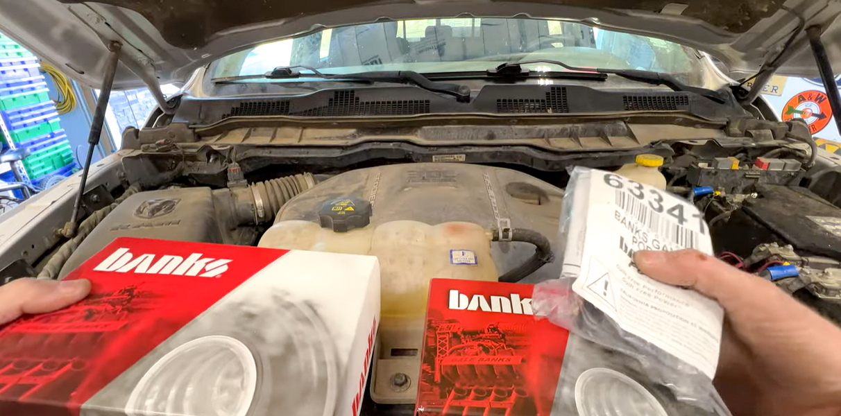 Banks Derringer and iDash installed on RAM 1500 EcoDiesel
